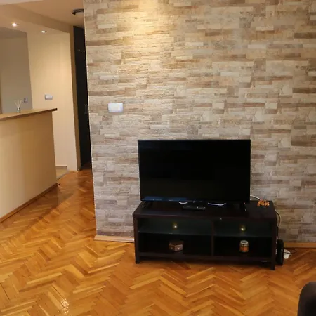 Apartment Main Center